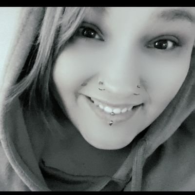 SpazzQueenOG's profile picture. Battle Rap Wife. Photographer. Promoter. Local Supporter.