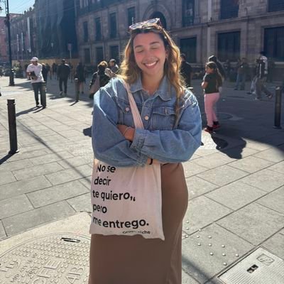 valeriag0108's profile picture. 