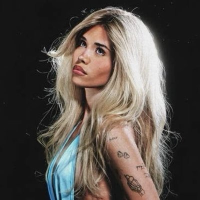 MelanieonRBLX's profile picture. ❝𝐈 𝐚𝐢𝐧'𝐭 𝐭𝐫𝐲𝐧𝐚 𝐬𝐢𝐠𝐧 𝐧𝐨 𝐥𝐞𝐚𝐬𝐞
𝐈'𝐦 𝐣𝐮𝐬𝐭 𝐠𝐨𝐧' 𝐦𝐚𝐤𝐞 𝐲𝐨𝐮 𝐦𝐲 𝐡𝐨𝐦𝐞❞