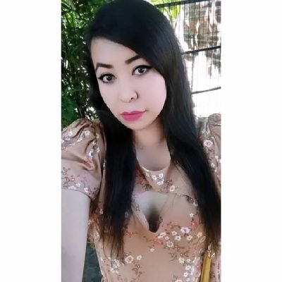 IsaRivera1206's profile picture. 