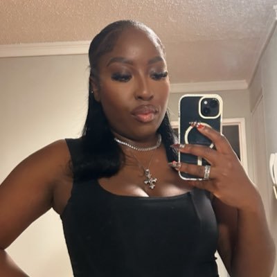 lilmisssperf's profile picture. 