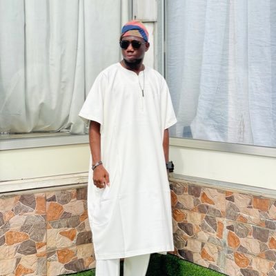 ade__ola_'s profile picture. Imago Dei👑 || Words with fashion🕴🏾|| Unashamed of The Gospel || Non nobis solum nati sumus || Omo Iren✨||Building @theelitewears 👩‍❤️‍👨; @christabeiie_O