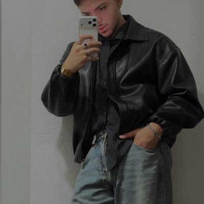 payasyn_'s profile picture. 