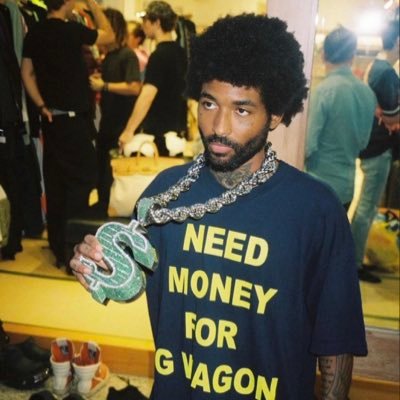 odikuroooo's profile picture. Like a blind man at a dodge dealership, I see no challengers. 😤