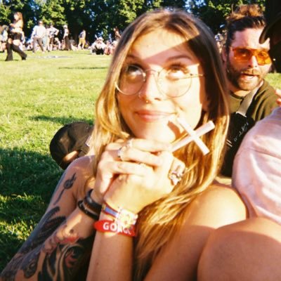 milkmetatron's profile picture. 🇵🇹 🇳🇱 🐺 🛸 ⚓🏴‍☠️ frick frack blackjack♠️♣️