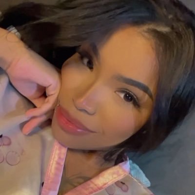 A_jurgz's profile picture. 💋 https://t.co/LUNbnedrTi