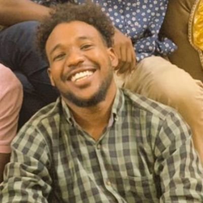 Hassan959437712's profile picture. أمي العزيزة ، أشعر بالحزن والكآبة عندما أفكر فيك ، لا اعرف كيف ، لكني أشعر أنكُ لست بخير ، أتمنى أن أكون بجانبك الآن يا أمي لاحضر لكِ كوباً من الماء ،