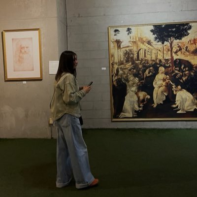 marigsarza's profile picture. Be happy :)