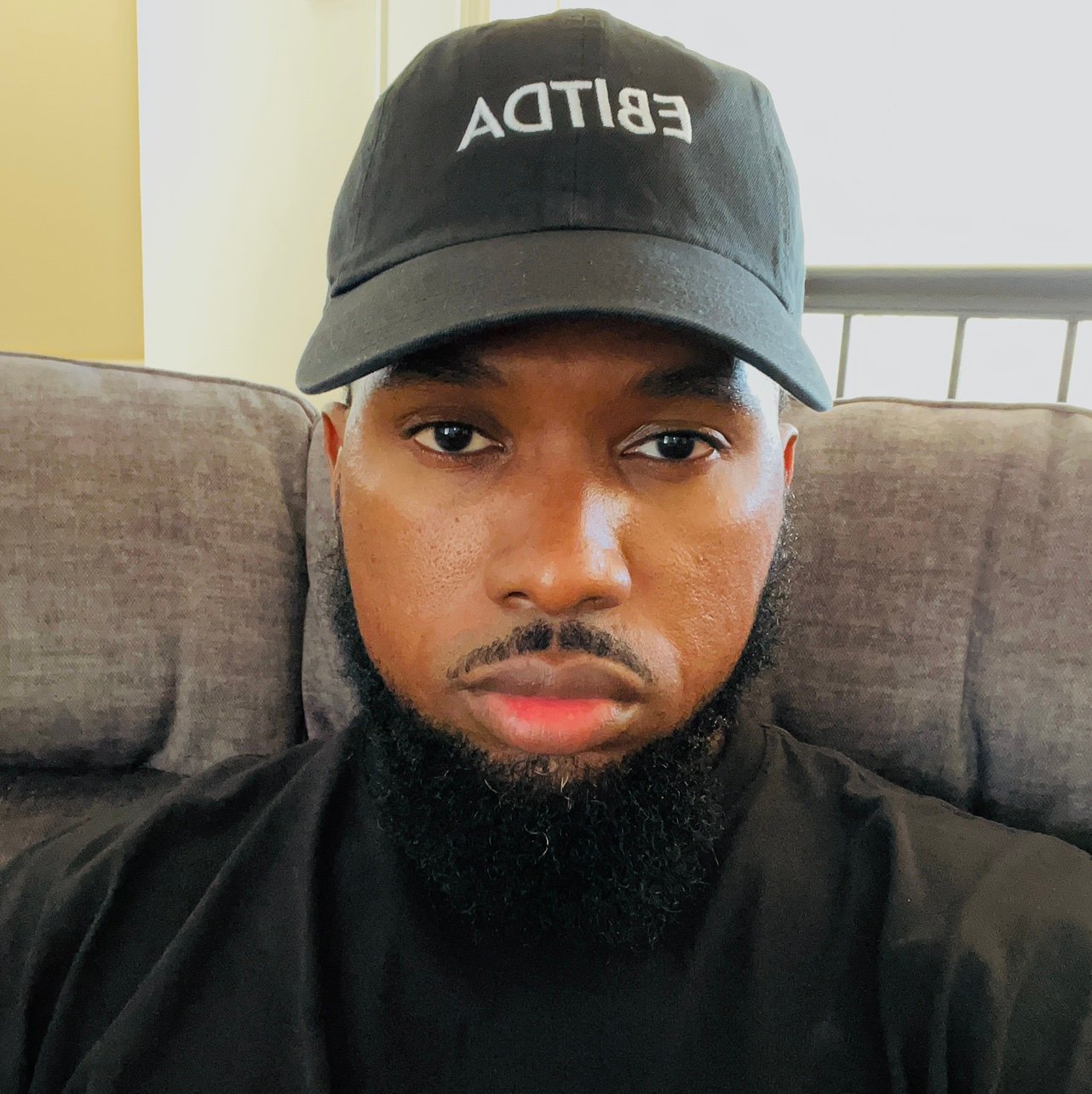 yearlongeffort's profile picture. 