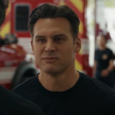 eddiegiaz's profile picture. 