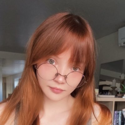 YFN6eB's profile picture. I love read books, decorate my home and do aesthetic content!