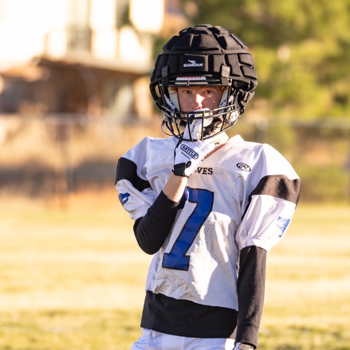 TrevorSteiner_W's profile picture. grandview high school  #83🏈.  ✝️