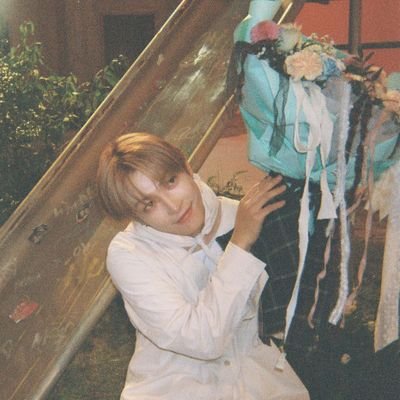 d3lfium_'s profile picture. kpoper, cinefila, f1 fan, peronista y futura psicóloga hater número 1 de freud
// enamorada d un enano (kim hongjoong)