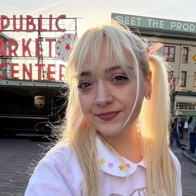 softstrawbabie's profile picture. ♡ it’s okay, life is a tough crowd ♡