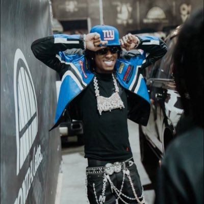 realcammmm's profile picture. twitter food reviewer, JESUS IS KING 👑