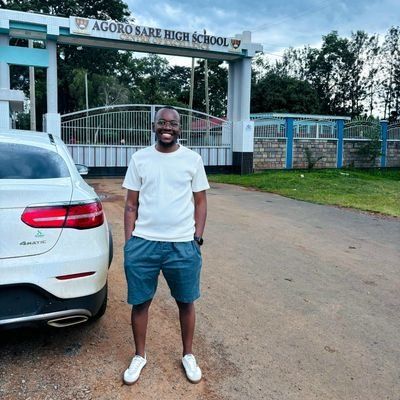 kelvinopere1's profile picture. Sic Parvis Magna.
A lover of cars, philosophy and books.
Advocate of the High Court