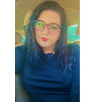 ashleehackett15's profile picture. 🖤🥀🔪📖