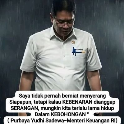 GlendMarti35542's profile picture. Bersuara ketika yang lain diam. Melawan ketika yang lain tunduk
Kata adalah peluru komunikasi sekali ditembakkan, ia bisa menembus ribuan kepala