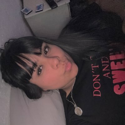 Lunaagustinaaa's profile picture. 