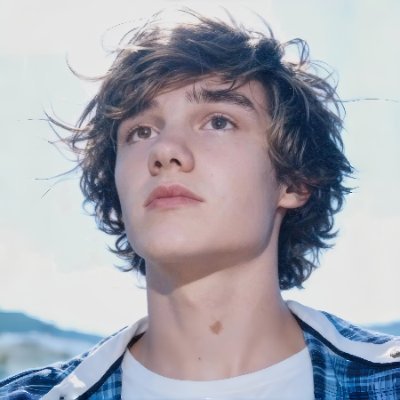 urfavl1am's profile picture. ㅤ 𓈒    ୭ৎ    zquad + liam stan    𝅄    🪡     ۪   ݁   𓈒 

   ۪      𝅄     ꒰  ot5  ꒱    ۪   ݁  𝟷𝟾 : 𝟷𝟾   ݁   ۪    ୧