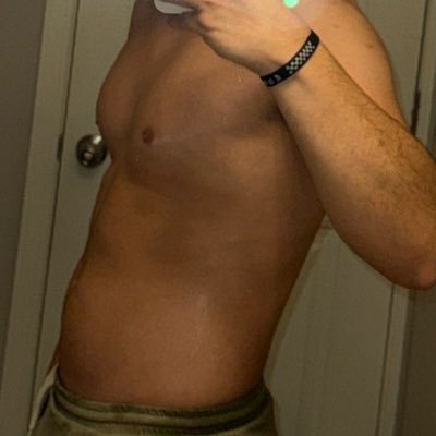 ninesextob's profile picture. 