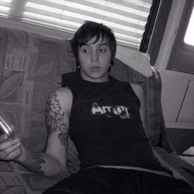 hooniesuckle's profile picture. 