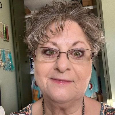 ahrlinch's profile picture. God,Widow,Grandma,Sister,Investor