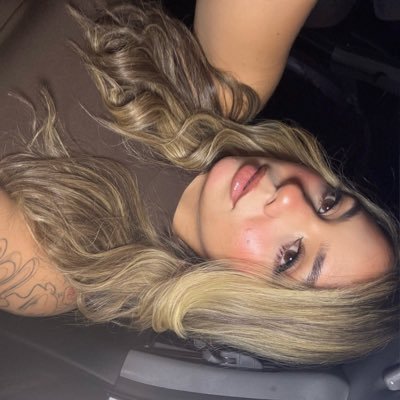 nfontprz's profile picture. pole dancer