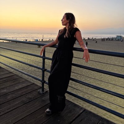 TheJudyFlash's profile picture. The Resistance |La loca de los Perros | Comunicóloga | Dog Lover 🐶 | 🆎👑🎀 #FinsUp