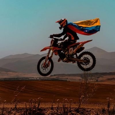 Whinsbar691's profile picture. TE AMO MÍ VENEZUELA  🇻🇪

SOLO EL PUEBLO SALVA AL PUEBLO 🇻🇪

DERECHO A LA LIBERTAD 🇻🇪
DERECHO A LA PROPIEDAD🇻🇪
DERECHO A DEFENDERME 🇻🇪