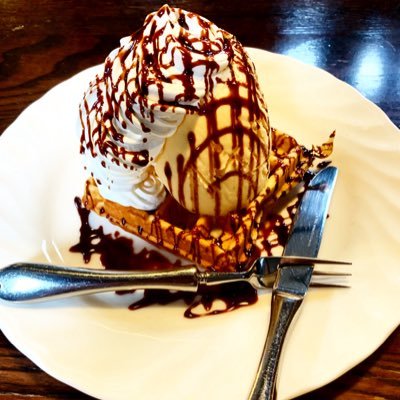 gochiusarsenal's profile picture. サッカー、フィギュア収集、ラーメン、スイーツ、アークナイツ、ご注文はうさぎですか？