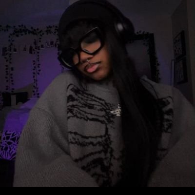 vourabae74's profile picture. Crypto lover 💎🚀 Shiller💕📈