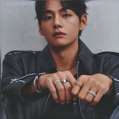 cahh_v's profile picture. Effort makes you. You will regret someday if you don’t do your best now. – No More Dream 

Taehyung🐻🐯
OT⁷✌🏼
Non-Shipper