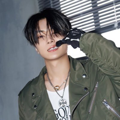 blueourluv's profile picture. smooth girl loving JAY🇺🇸#enhypen ||240817Fate+JKT • 251018SectorK