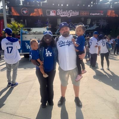 dj_hemm's profile picture. Los Angeles Dodgers | Carolina Panthers | Toronto Maple Leafs | Los Angeles Lakers