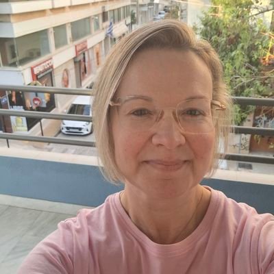 DemaSophia's profile picture. 