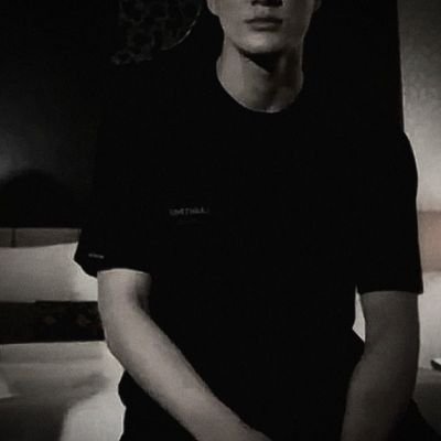 aitheaye's profile picture. delete dm