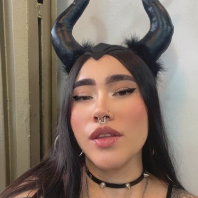 neoluna__'s profile picture. un condenao ejemplar| IG: neoluna_