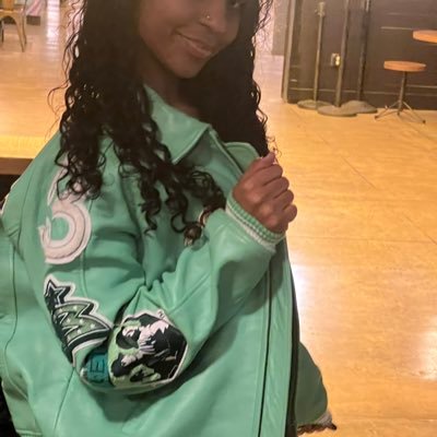 shot2_wet's profile picture. IG / Snapchat - @shot2_wet