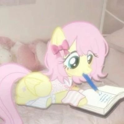 pauline_soap's profile picture. guitarist/vocalist of Wrecked Bus ♥️♣️♦️♠️