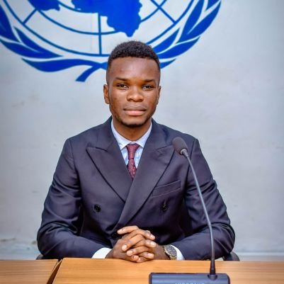 VenanceManzanza's profile picture. Chrétien, Juriste en Droit International ⚖️, Défenseur des Droits Humains, Communicateur & Reporter chez L.P.C 🎤