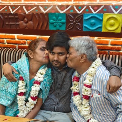 SantoshKanoujia's profile picture. धर्मनिरपेक्ष
गांधी,अंबेडकर,समाजवाद
https://t.co/eOTXno1Oib
https://t.co/z4l0FiEOyO
https://t.co/01xEn3tyAf