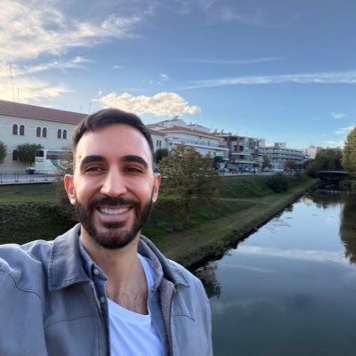 ilavbks's profile picture. 