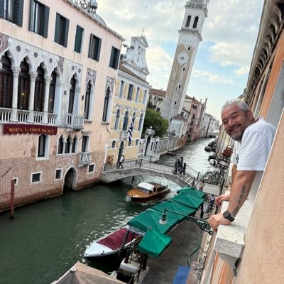 ozzy_demirbilek's profile picture. yatırımcı, Okuyan, araştıran, sorgulayan ,İleri görüşlü olan, Önyargısız yaklaşan , Herkesi dinleyen , baskalarinin adina utanan ..