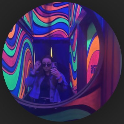 livelaughlesbo's profile picture. putting out fires literally and figuratively || ♌︎ || ⚢ || 25