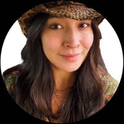 lauramatsus's profile picture. Spiritual psychology for awakening souls. Writer, Psychospiritual Guide, Evolutionary Astrologer, Co-Host of @cosmicmatrixpod w/@veilofreality