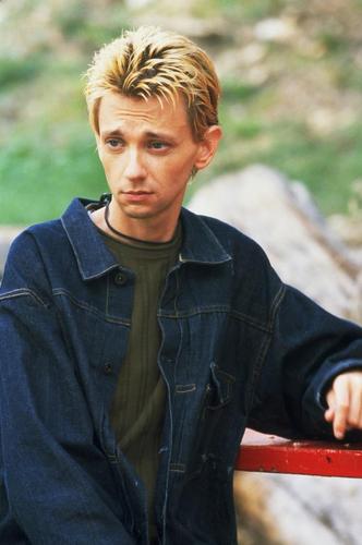 theladywizard's profile picture. 