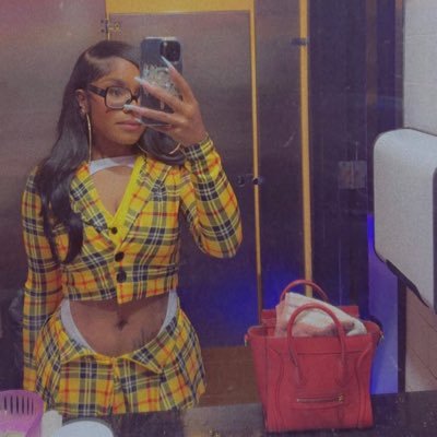 damndee__'s profile picture. https://t.co/tOBBaocjwy