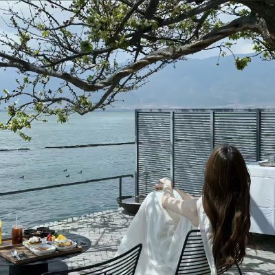 ypliva10428's profile picture. 