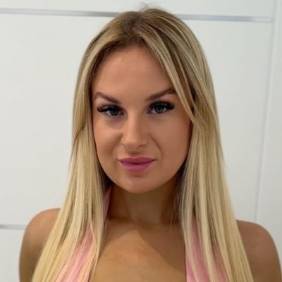 laylaswanvids's profile picture. 🇬🇧 Uk / 27 & all natural